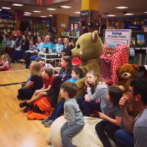 Bears launch crowd